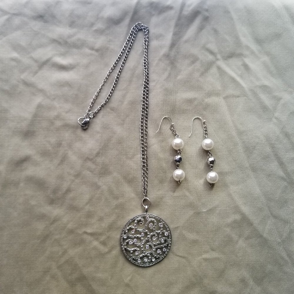 Sterling Silver Psychedelic Pattern Pendant Neckla